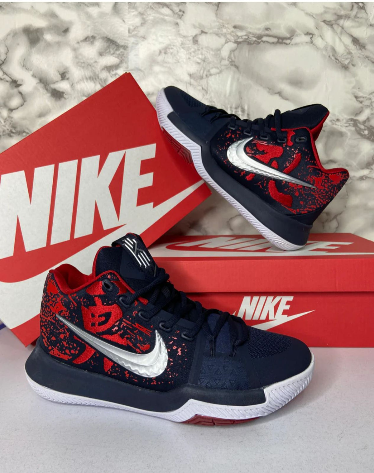 Nike KYRIE IRVING NEGRO-ROJO