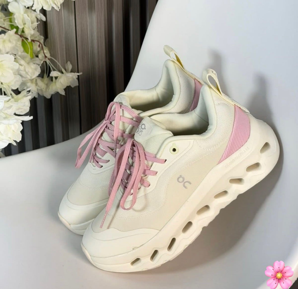 On Cloud TILT BEIGE