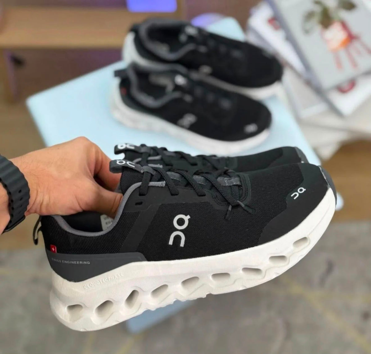 On Cloud TILT NEGRO-BLANCO