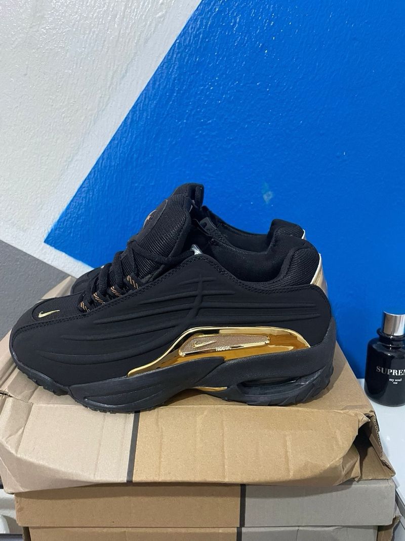 Nocta HOTSTEP NEGRO-DORADO
