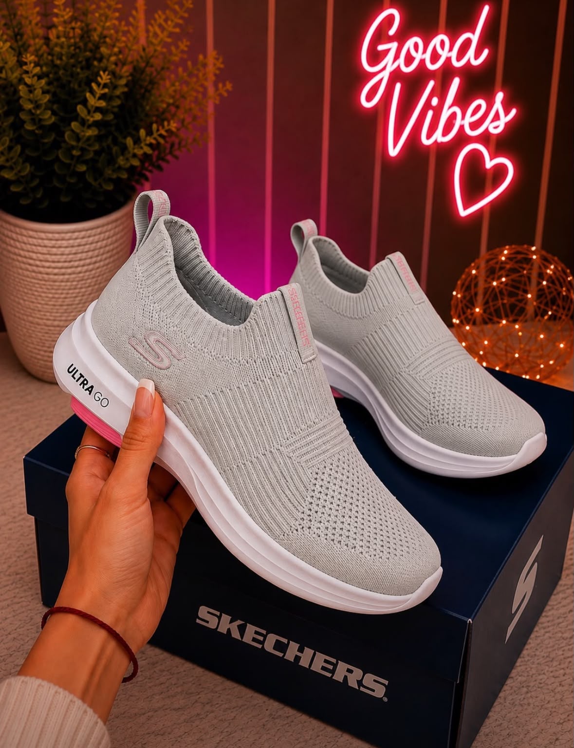 Skechers GRIS SIN CORDONES