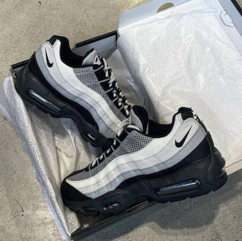 Nike AIRMAX 95 NEGRO-GRIS