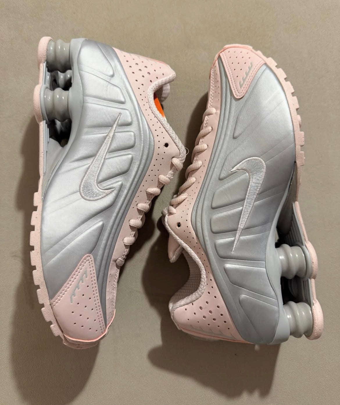 Nike SHOX R4 ROSA