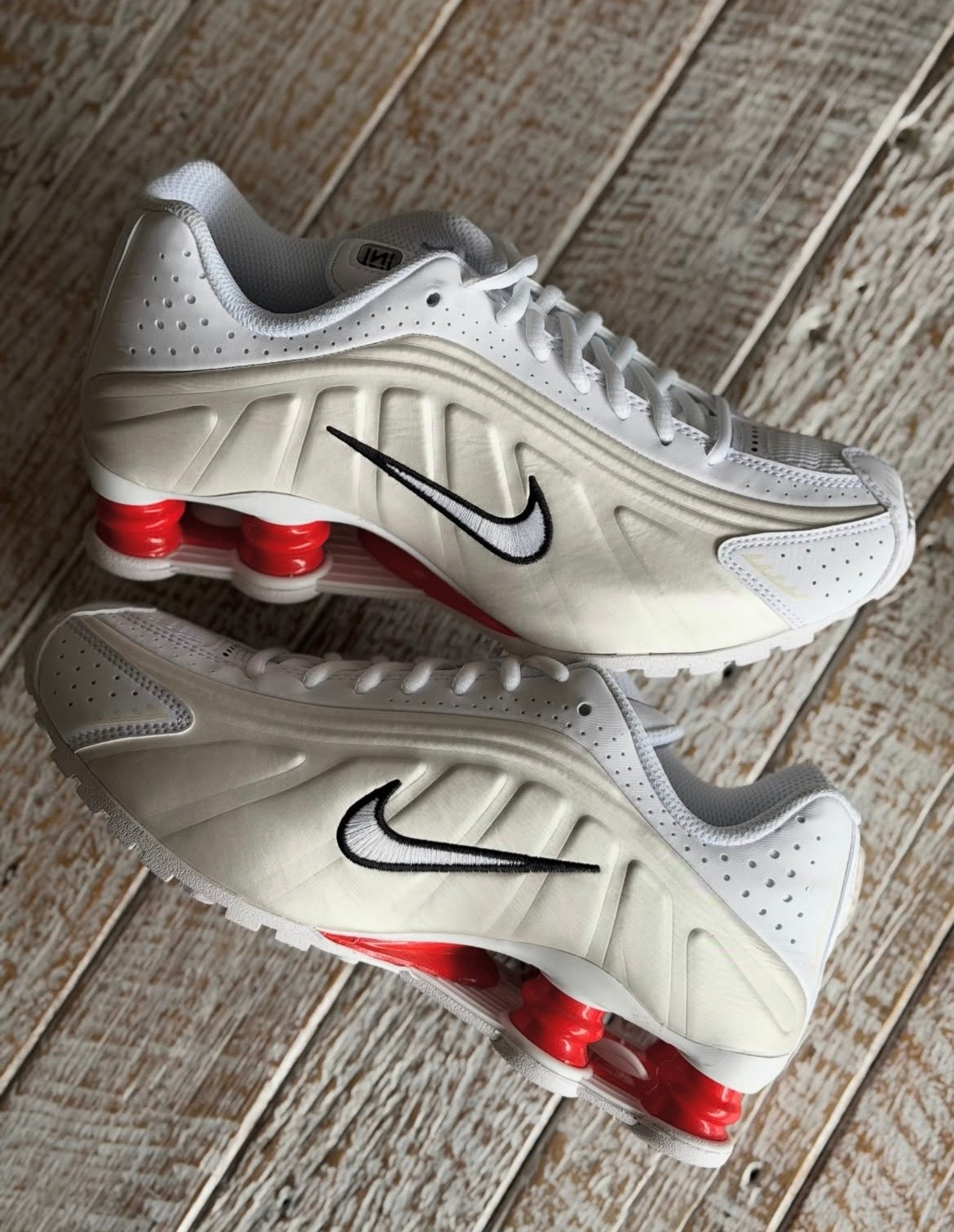 Nike SHOX R4