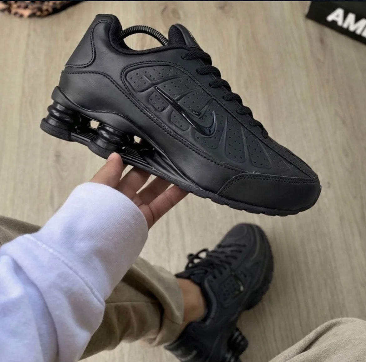 Nike SHOX NEGRO