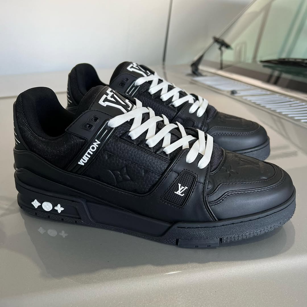 Louis Vuitton TRAINER NEGRO-BLANCO