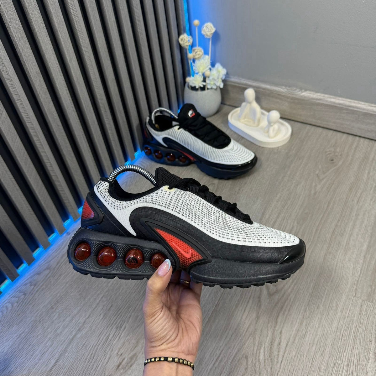 Nike AIR MAX DN BLANCO-ROJO