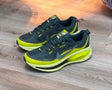Nike VOMERO 18 NEGRO-VERDE