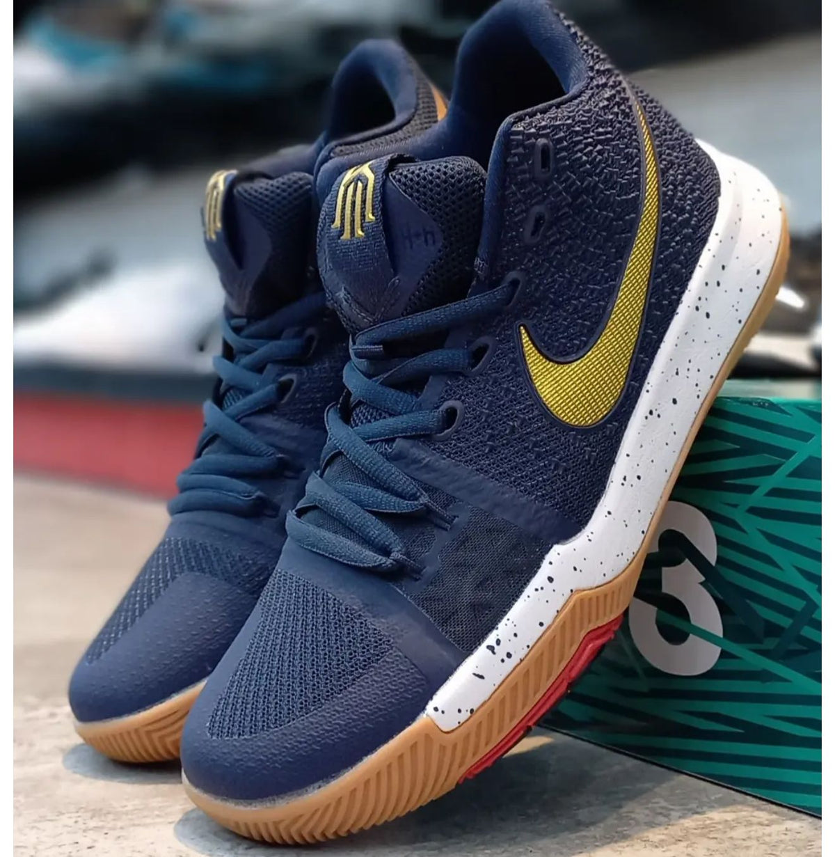 Nike KYRIE IRVING AZUL