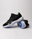 Jordan RETRO 11 LOW NEGRO-BLANCO