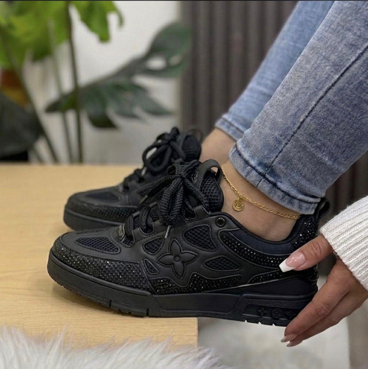 Louis Vuitton SKATE DIAMANTES NEGRO
