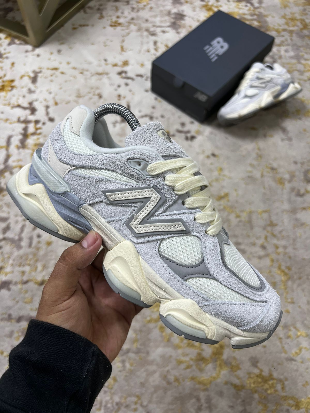 New Balance 9060 GRIS