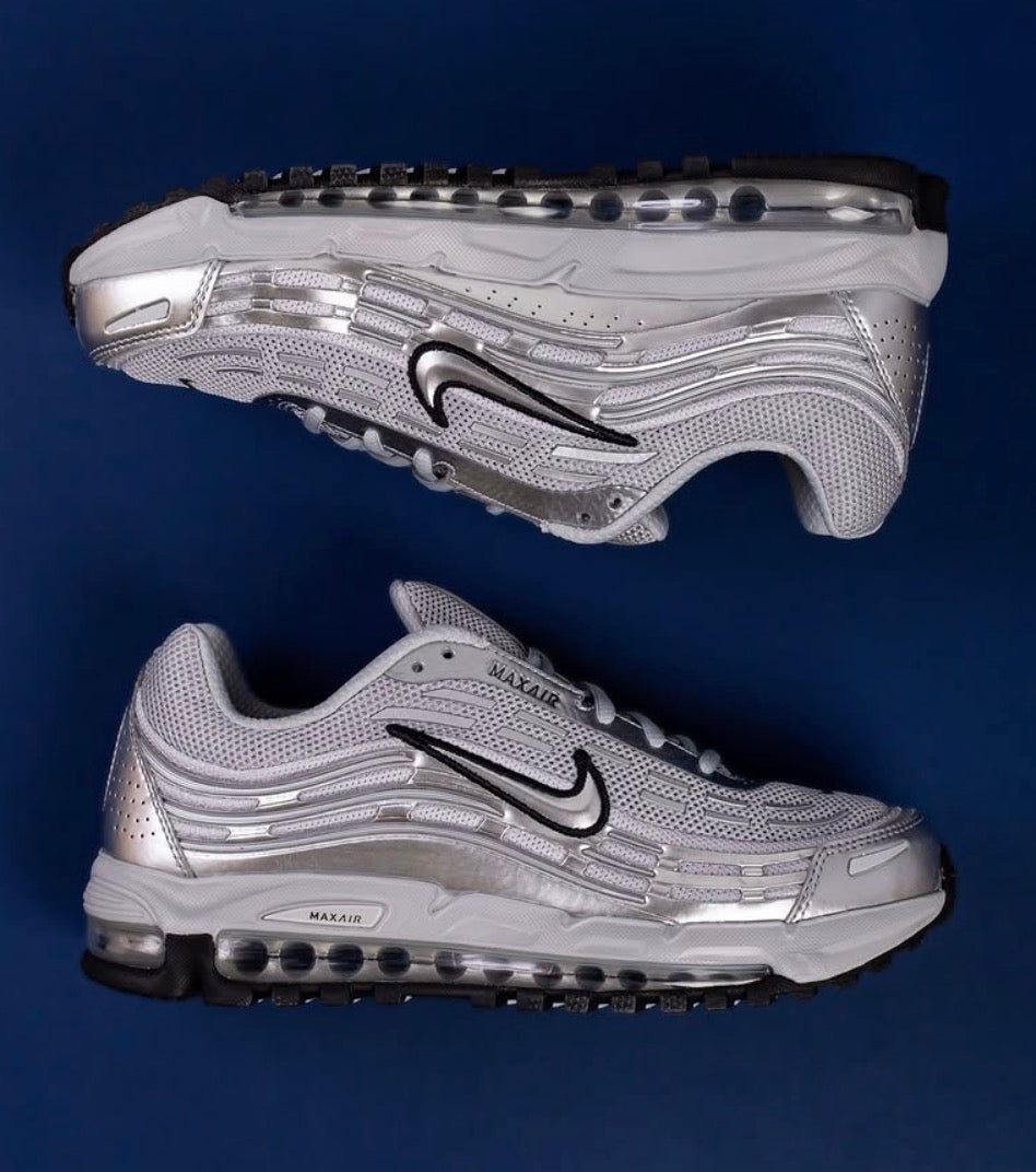 Nike AIRMAX TL 2.5 PLATEADO