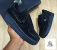 Nike AIR FORCE 1 GAMUZA NEGRO