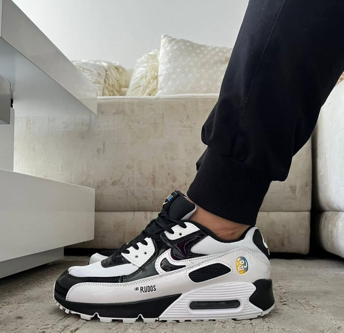 Nike AIRMAX 90 NEGRO-BLANCO GAMUZA