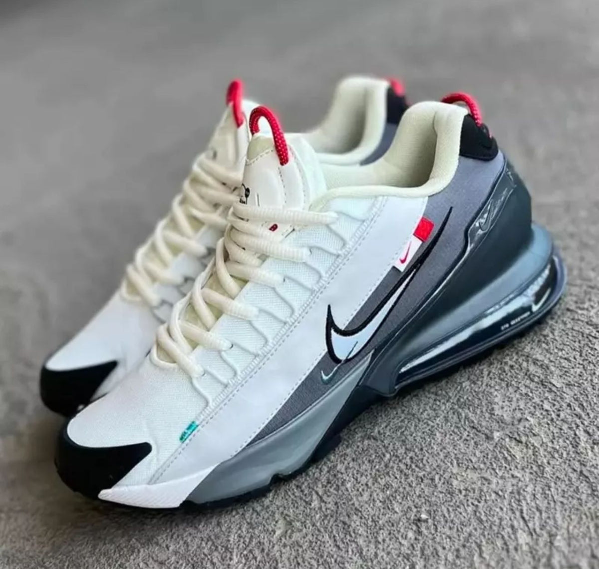 Nike AIRMAX PULSE BEIGE