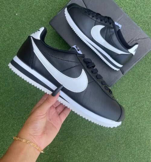 Nike CORTEZ NEGRO-BLANCO