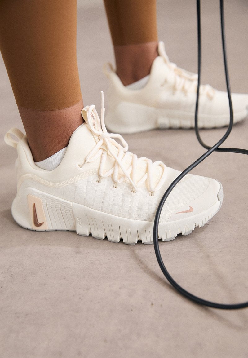 Nike Deportivos Beige