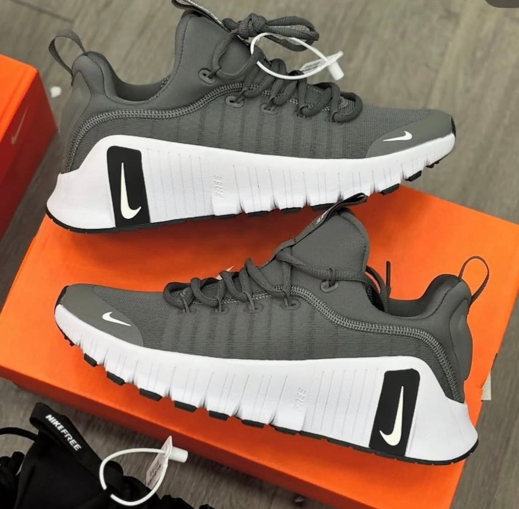 Nike Deportivos Gris