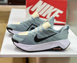 Nike Deportivos Gris