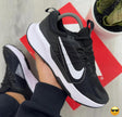 Nike Deportivos Negro