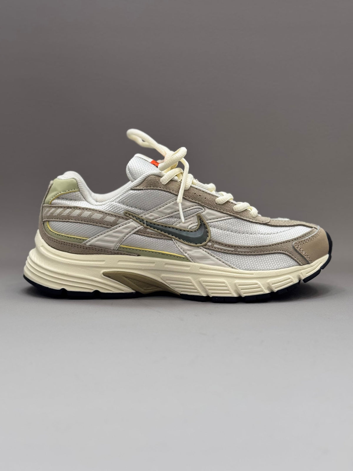 Nike INITIATOR BEIGE