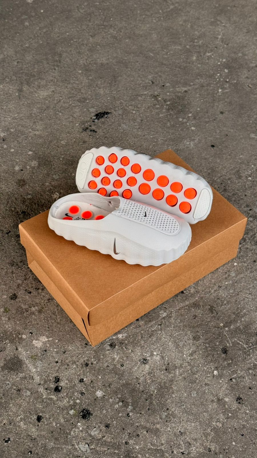 Nike MIND 001 BEIGE